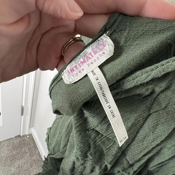 Free People Intimately Tank Top Army Green Gauze Raw Hem Bohemian Lagenlook XS - Picture 6 of 7